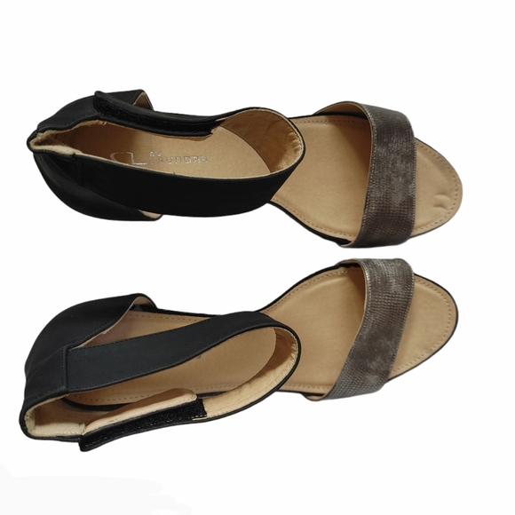 Chinese Laundry Pewter/Black Strappy Wedge Heels - Picture 13 of 13